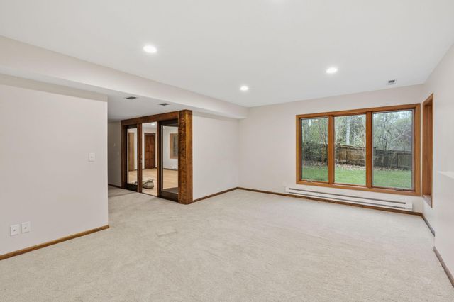 5811 Shannon Drive, Edina, MN 55439