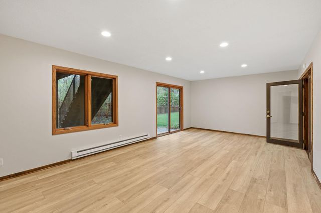 5811 Shannon Drive, Edina, MN 55439