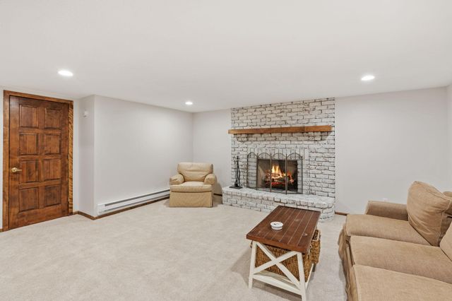 5811 Shannon Drive, Edina, MN 55439
