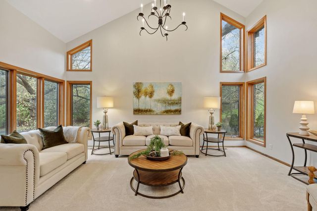 5811 Shannon Drive, Edina, MN 55439