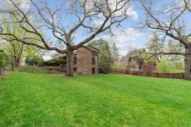 5811 Shannon Drive, Edina, MN 55439