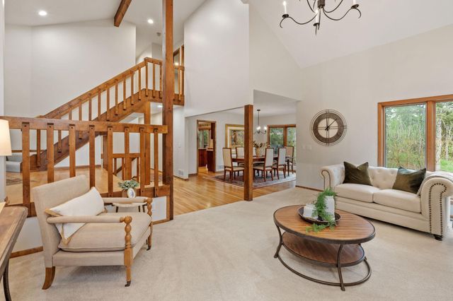 5811 Shannon Drive, Edina, MN 55439