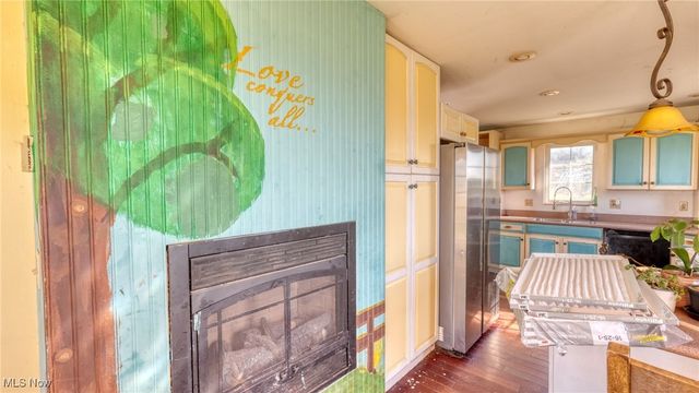 4896 High Hill Road, Cambridge, OH 43725