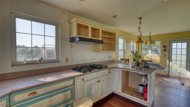 4896 High Hill Road, Cambridge, OH 43725