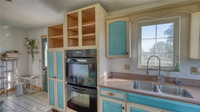 4896 High Hill Road, Cambridge, OH 43725