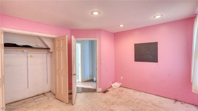 4896 High Hill Road, Cambridge, OH 43725