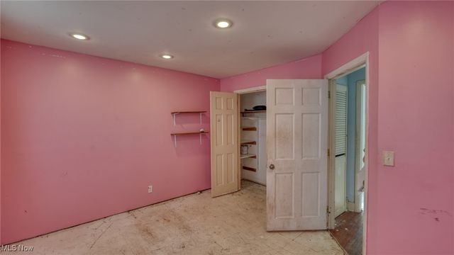 4896 High Hill Road, Cambridge, OH 43725