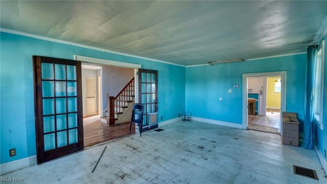 4896 High Hill Road, Cambridge, OH 43725