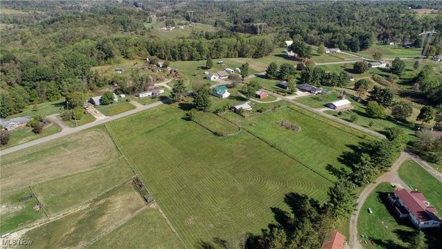 4896 High Hill Road, Cambridge, OH 43725