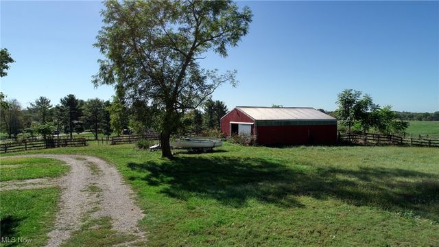 4896 High Hill Road, Cambridge, OH 43725