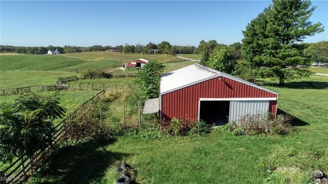 4896 High Hill Road, Cambridge, OH 43725