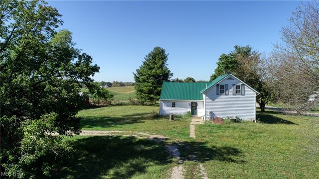 4896 High Hill Road, Cambridge, OH 43725