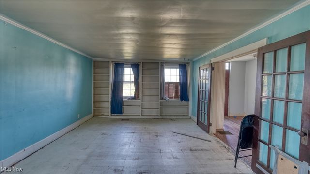 4896 High Hill Road, Cambridge, OH 43725