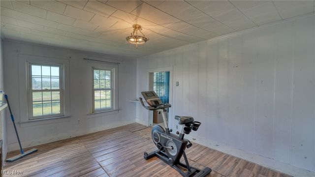 4896 High Hill Road, Cambridge, OH 43725