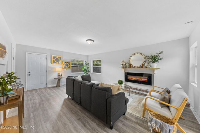 3639 RENDALE Drive N, Jacksonville, FL 32210