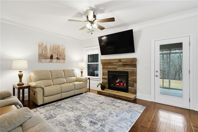 515 Sunset Street, Canton, GA 30114