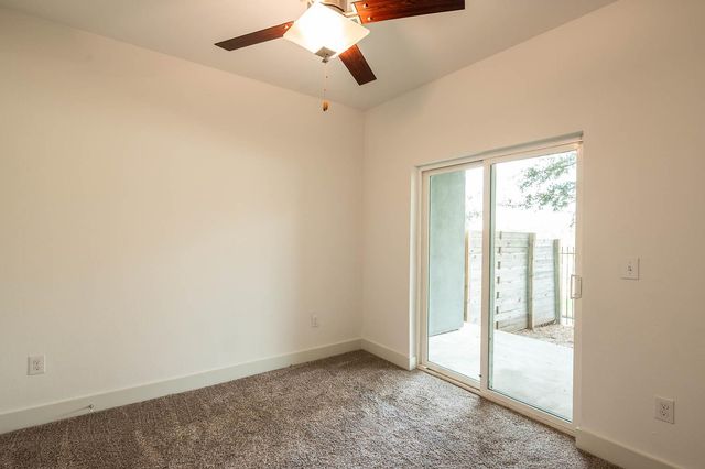 7204 Bassett CT, Austin, TX 78741