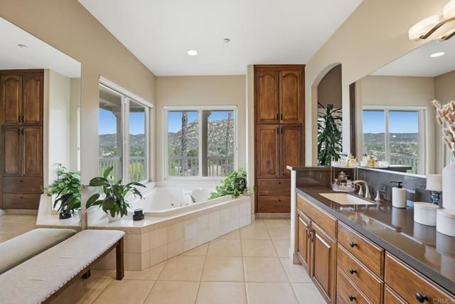 25045 Tana Way, Ramona, CA 92065