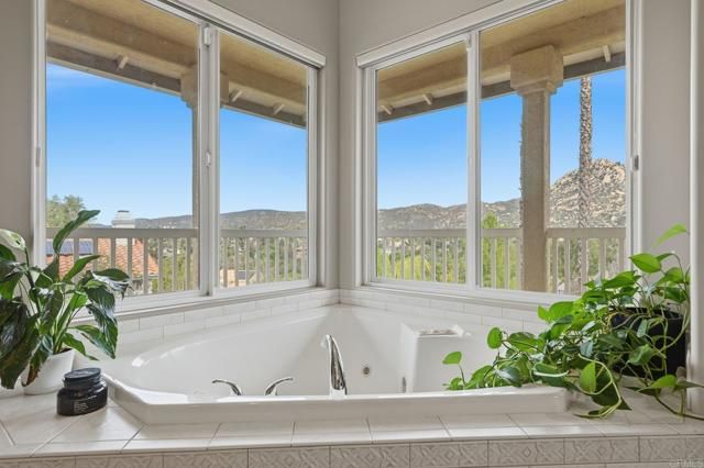 25045 Tana Way, Ramona, CA 92065