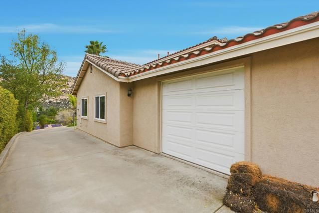 25045 Tana Way, Ramona, CA 92065