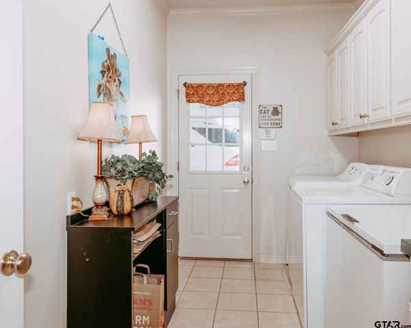 634 Whiteoak Ln., Tyler, TX 75703