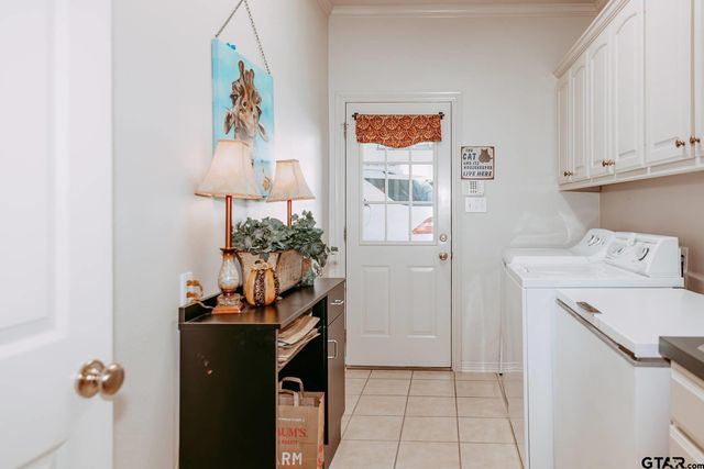 634 Whiteoak Ln., Tyler, TX 75703