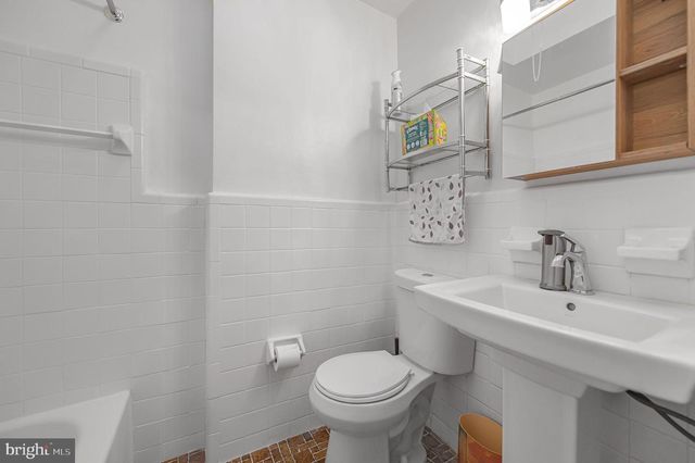 8504 FORREST AVE, Philadelphia, PA 19150