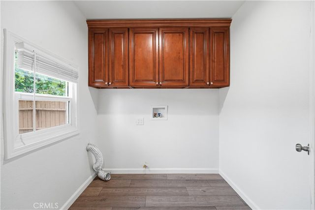 7620 Variel Avenue, Canoga Park, CA 91304