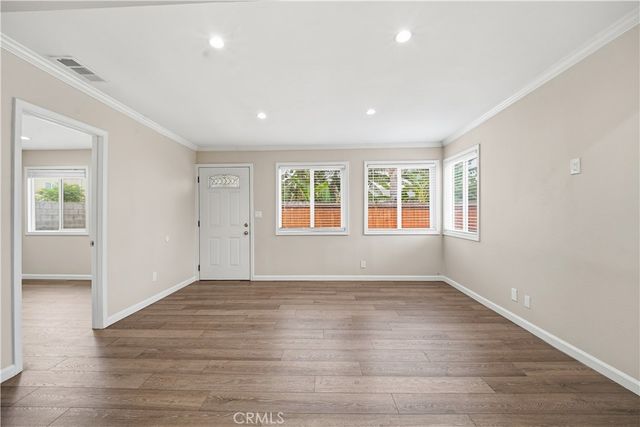 7620 Variel Avenue, Canoga Park, CA 91304