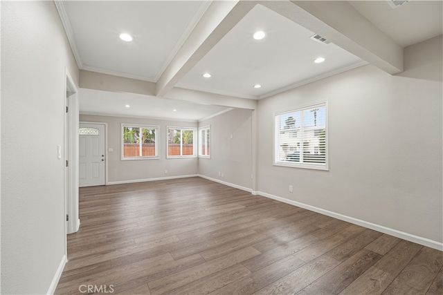 7620 Variel Avenue, Canoga Park, CA 91304