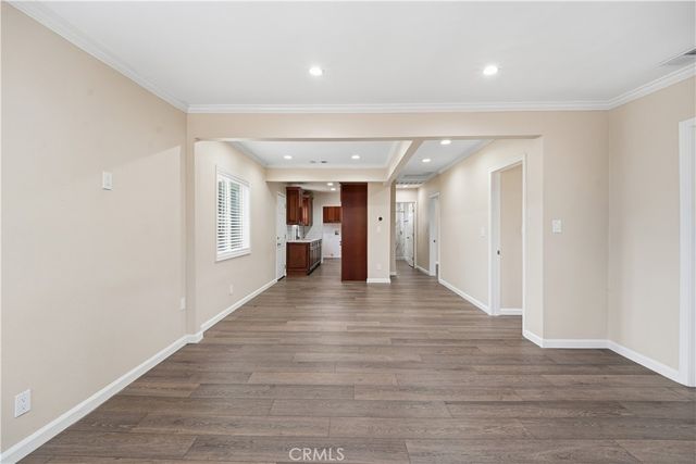 7620 Variel Avenue, Canoga Park, CA 91304