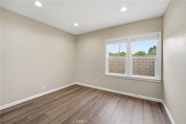 7620 Variel Avenue, Canoga Park, CA 91304