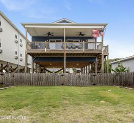 1503 Easy Street, Surf City, NC 28445