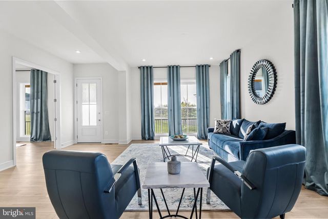 14733 FORDSON CT, Waterford, VA 20197