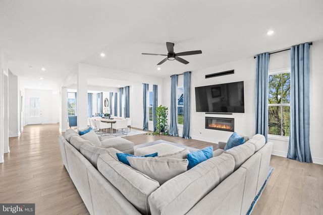 14733 FORDSON CT, Waterford, VA 20197
