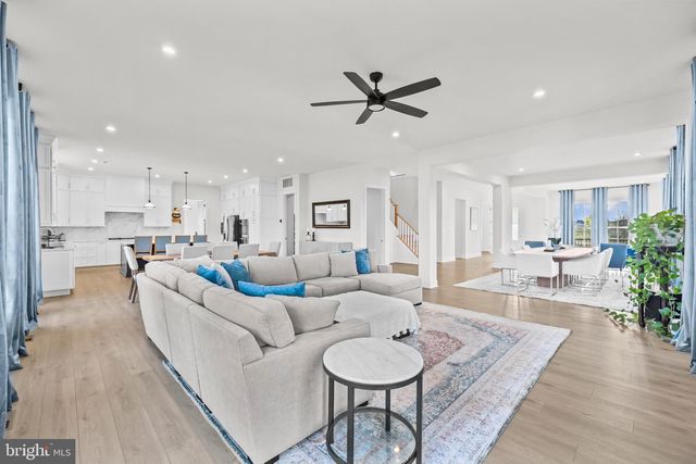 14733 FORDSON CT, Waterford, VA 20197