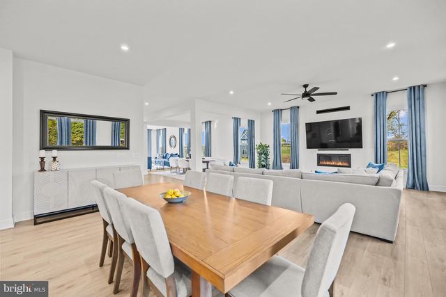 14733 FORDSON CT, Waterford, VA 20197