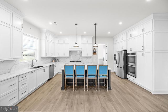 14733 FORDSON CT, Waterford, VA 20197