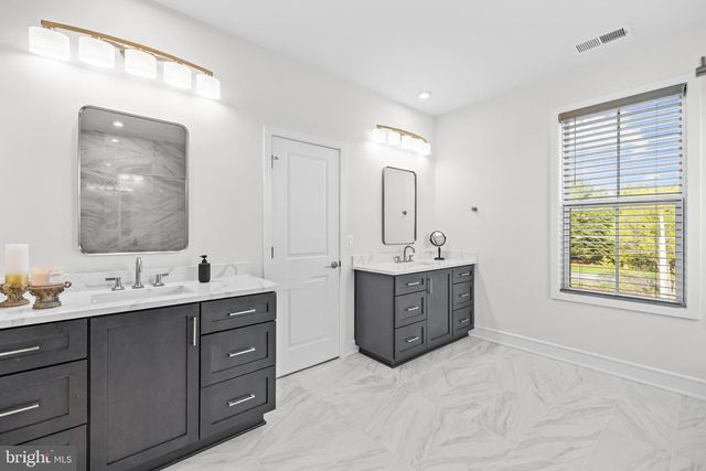 14733 FORDSON CT, Waterford, VA 20197