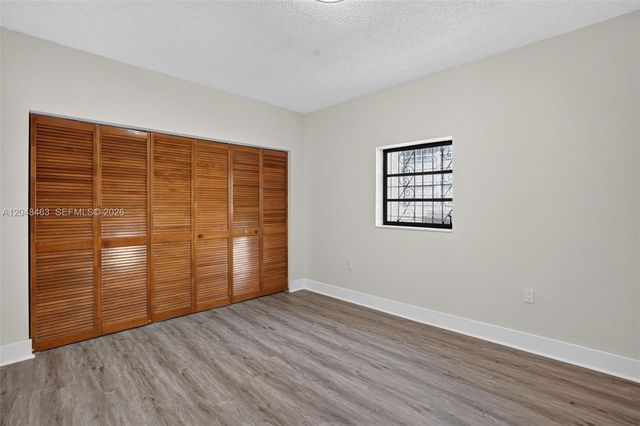 2323 NW 1st St, Miami, FL 33125