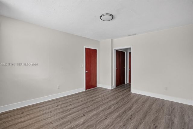 2323 NW 1st St, Miami, FL 33125