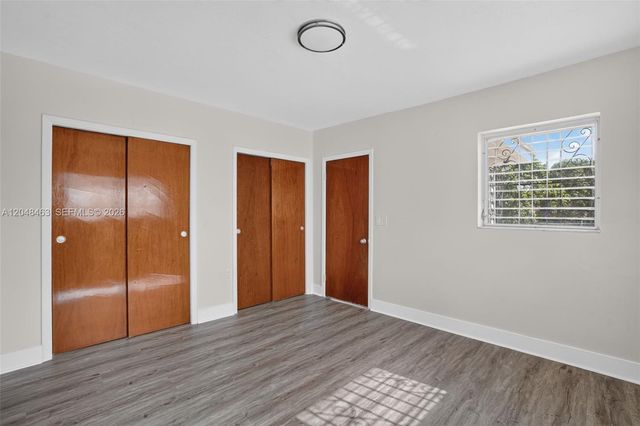 2323 NW 1st St, Miami, FL 33125