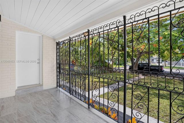 2323 NW 1st St, Miami, FL 33125