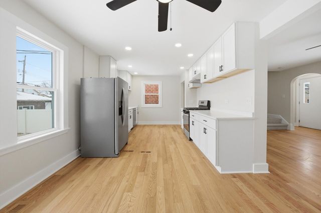 10750 S Ridgeway Avenue, Chicago, IL 60655