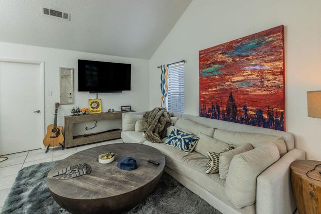 1008 Milford WAY, Austin, TX 78745