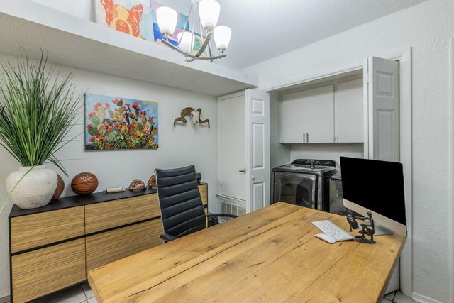1008 Milford WAY, Austin, TX 78745