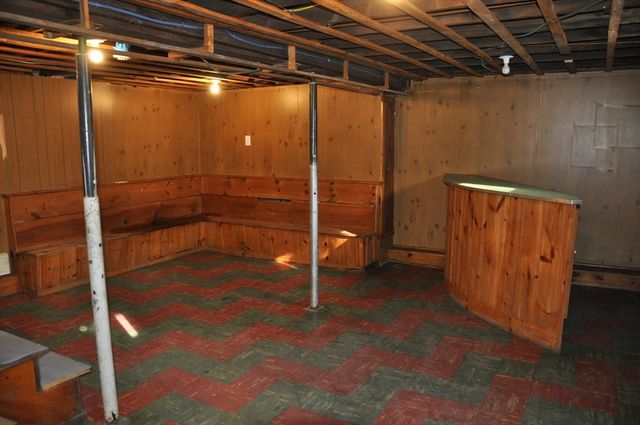 69 Jackson Ave, Fitchburg, MA 01420