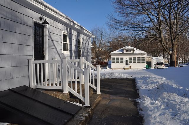 69 Jackson Ave, Fitchburg, MA 01420