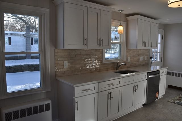 69 Jackson Ave, Fitchburg, MA 01420