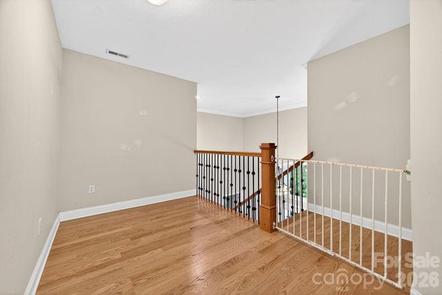 94 Oak Hollow Drive, Asheville, NC 28805